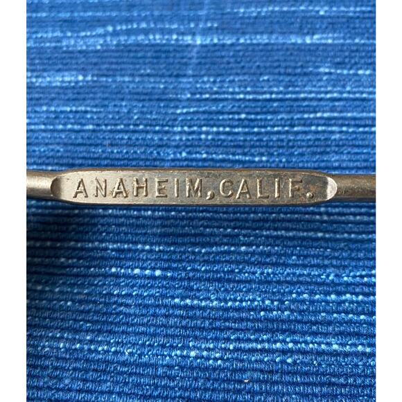 VTG Lund & Sons Paint Can Beer Bottle Opener Anaheim California Advertising 15B - Picture 2 of 3